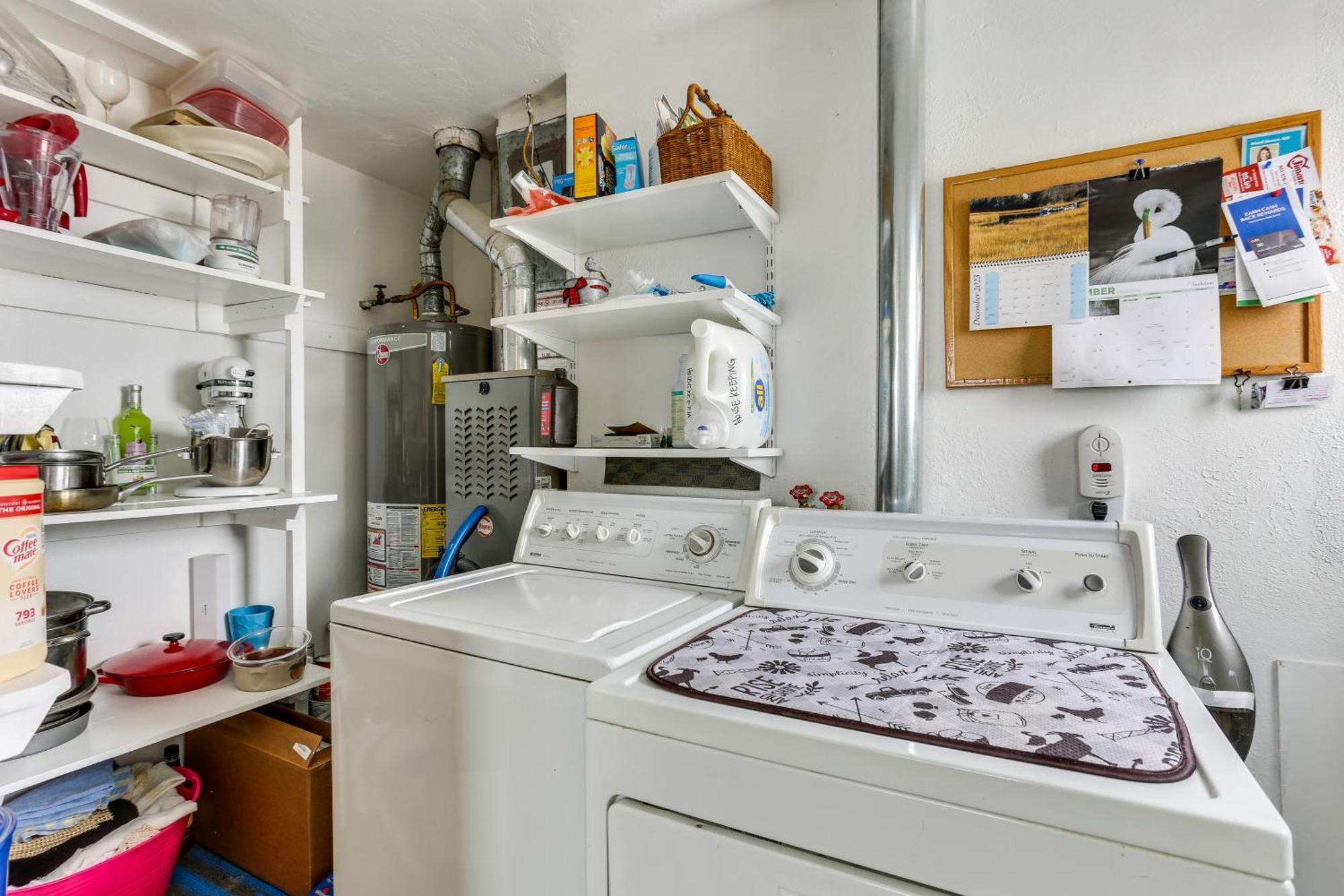 Dog-Friendly Denver Apartment With Shared Yard! Exteriör bild